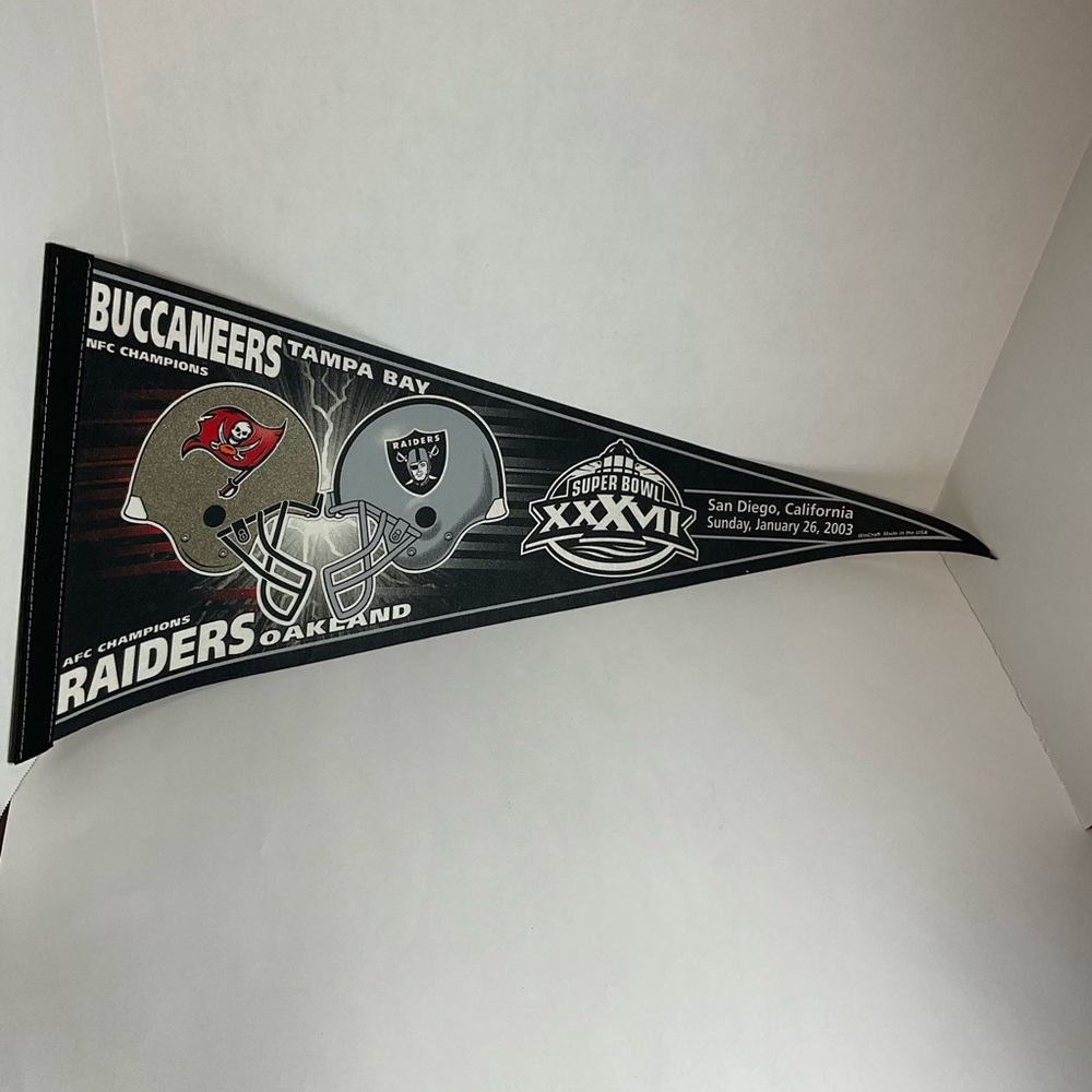NFL Buccaneers Raiders Vintage 2003 Super Bowl XXXVII Logo Football Pennant